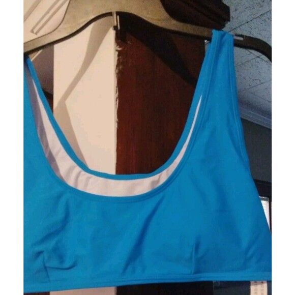 HALARA Bikini Top Women’s XL  Blue NWT Sporty Swimwear - Picture 1 of 3